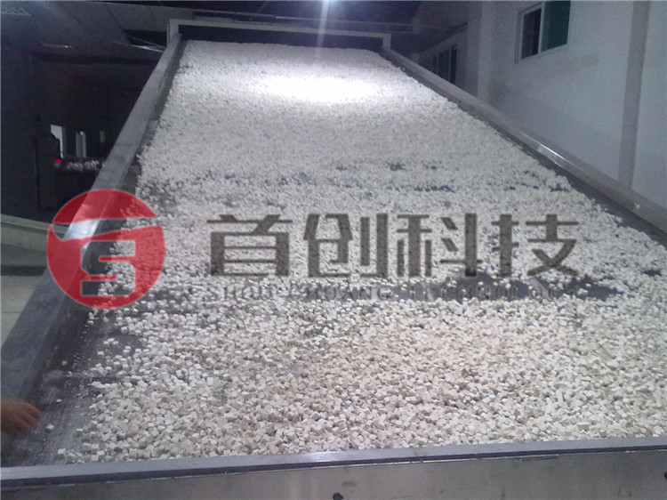 網(wǎng)帶式中藥材烘干設(shè)備價(jià)格.jpg 網(wǎng)帶式中藥材烘干設(shè)備價(jià)格.jpg