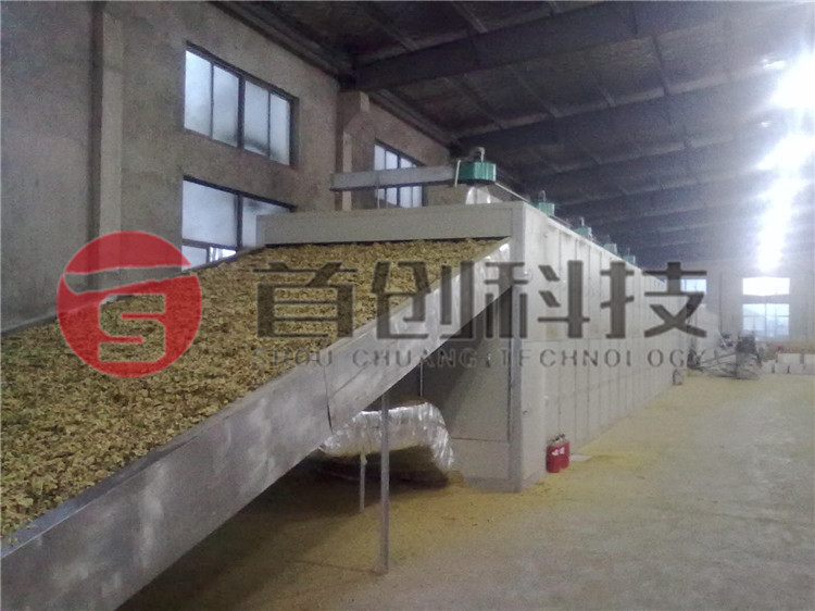 中藥材菊花烘干機(jī).jpg 中藥材菊花烘干機(jī).jpg